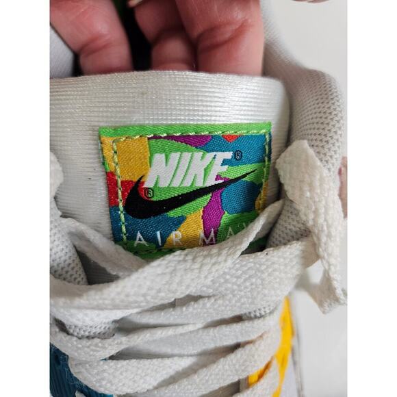 Nike Air Max 90 | Peace Love and Swoosh | US Men's 8/ Women's 10 - Picture 9 of 9